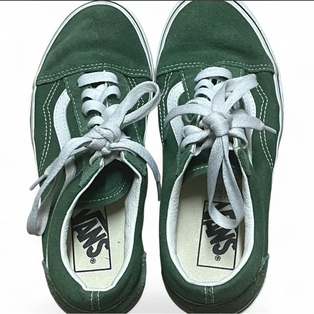VANS Old Skool Color Theory - Deep Grass Duck Green - Women’s 6 - Men's Size 4.5